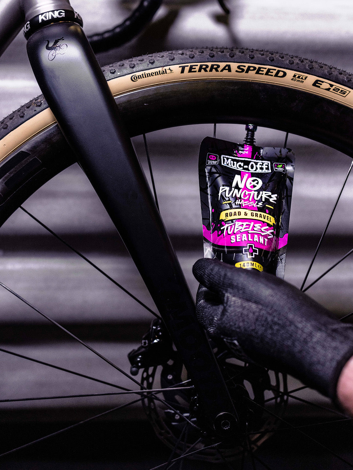 Muc Off   Road and Gravel Sealant