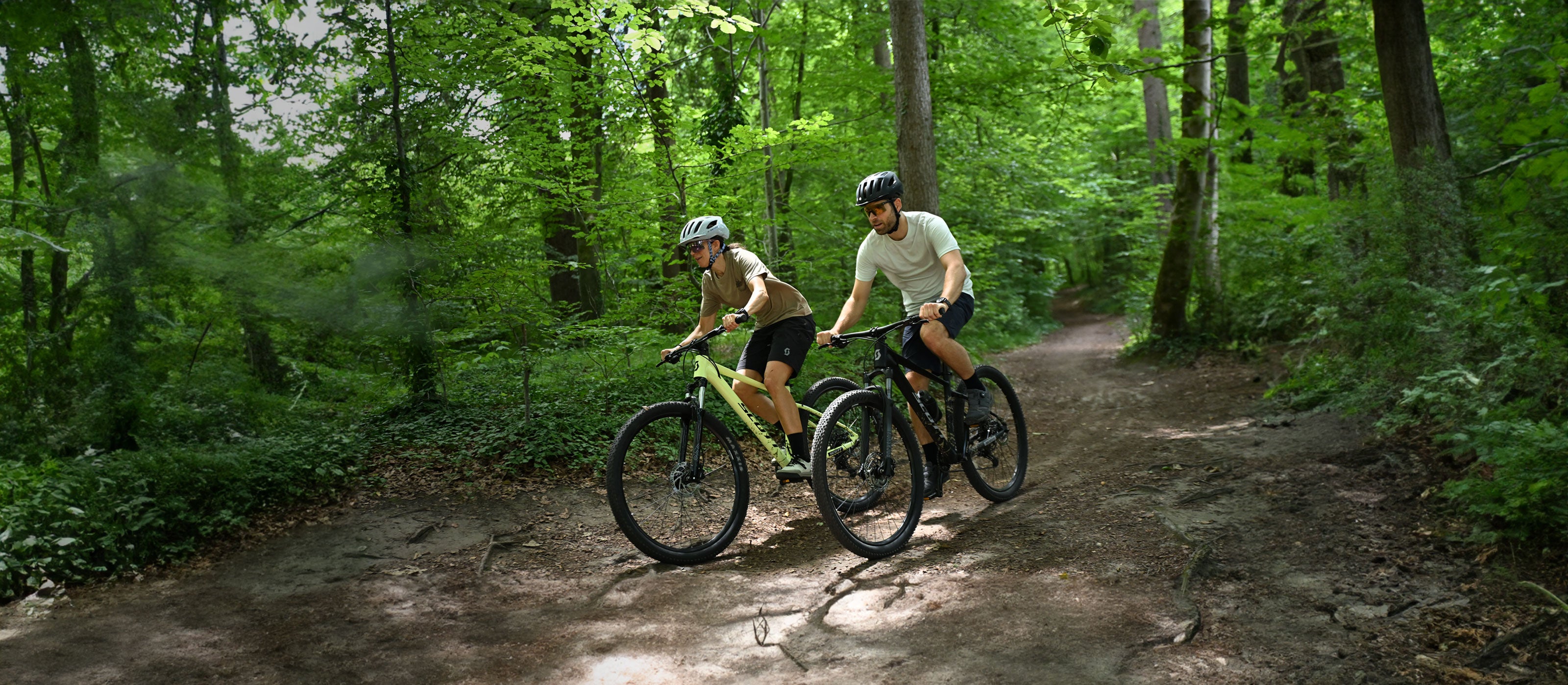 contrail collection banner desktop