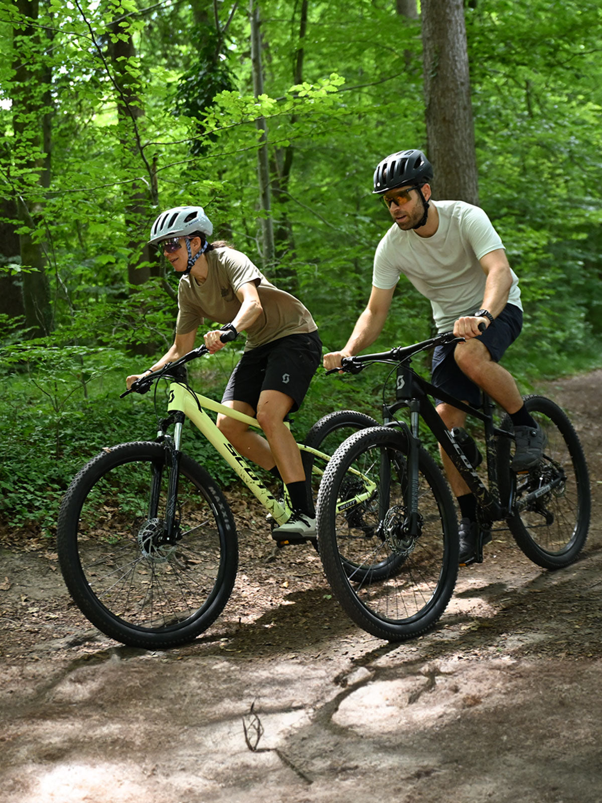 contrail collection banner mobile